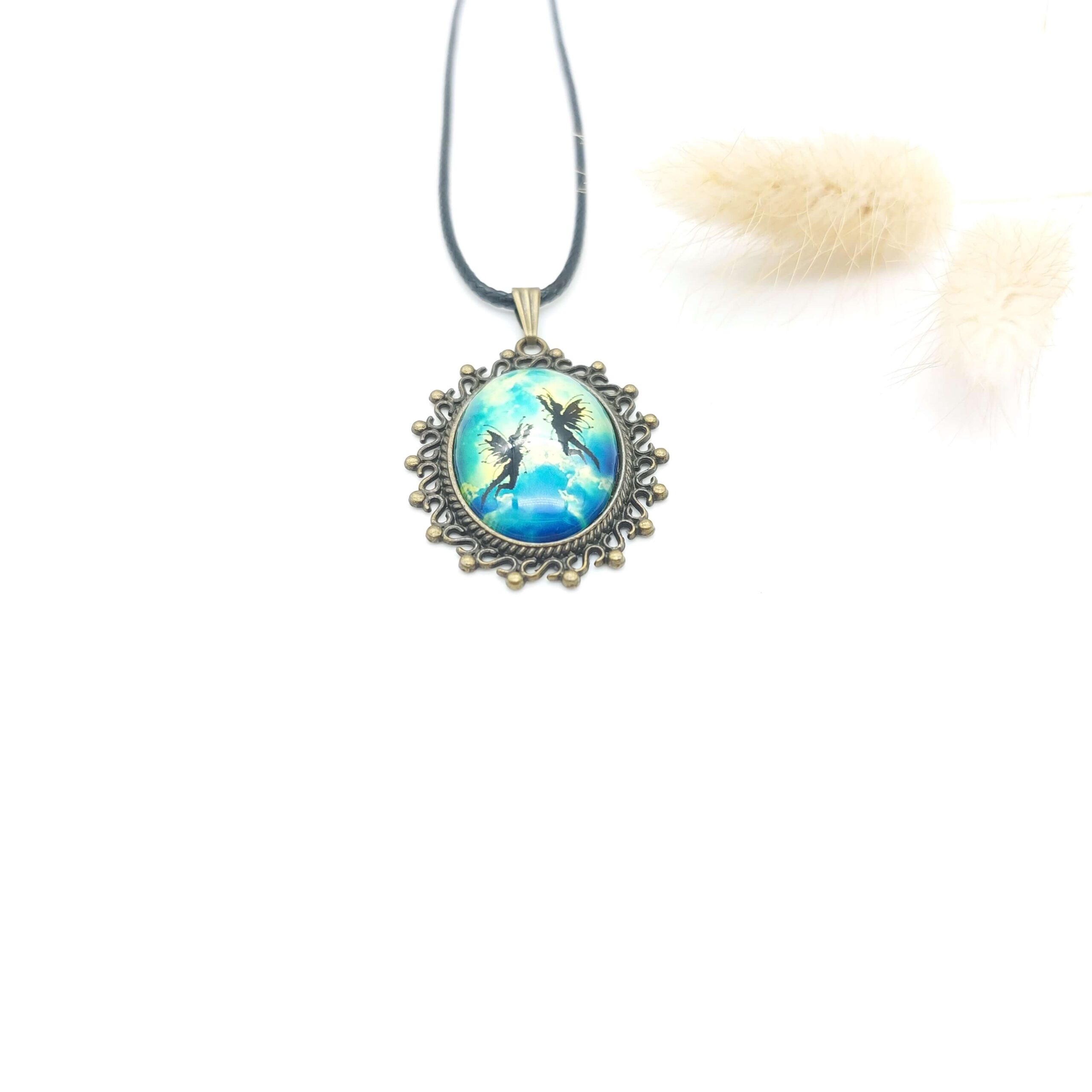 Collier Pendentif Bronze Cabochon Verre Fees Anges Ciel2 Collier Pendentif Bronze Cabochon Verre Fees Anges Ciel2