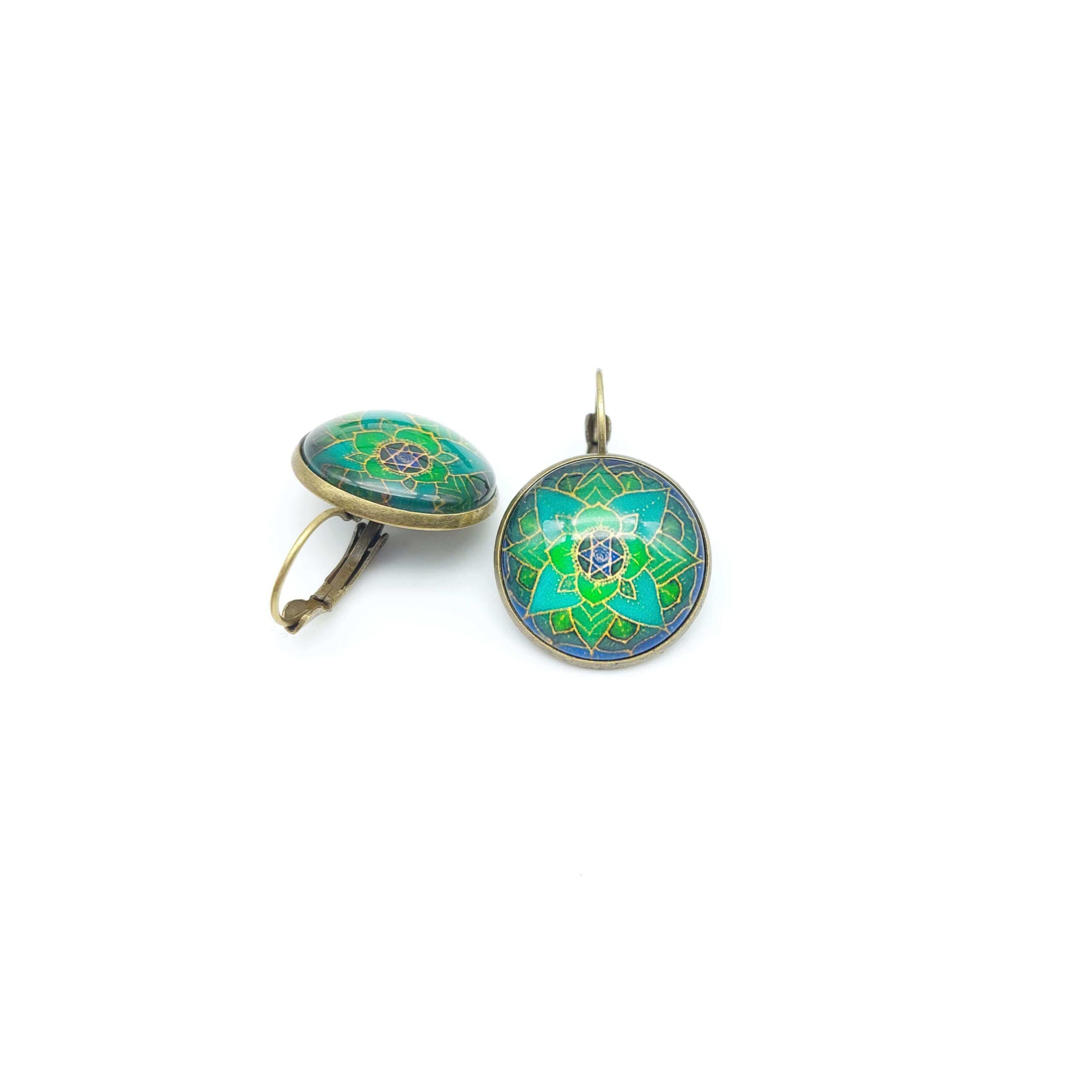 Boucles Oreilles Dormeuses Rondes Cabochons De Verre Bronze Fantaisie Mandala Etoile1 Boucles Oreilles Dormeuses Rondes Cabochons De Verre Bronze Fantaisie Mandala Etoile1