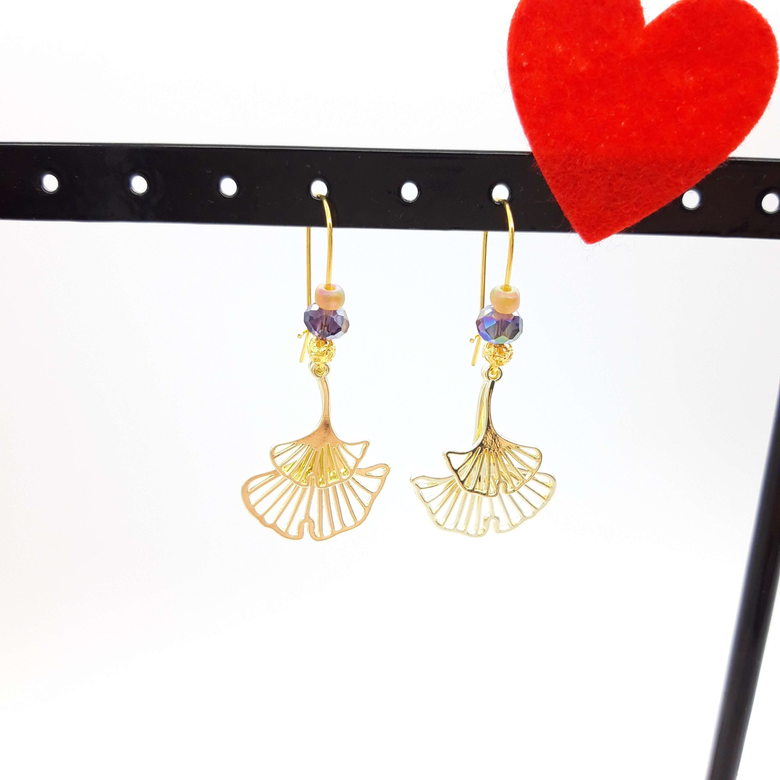 Boucles Oreilles Breloques Pendantes Perlees Dorees Feuilles De Ginko Biloba2 Boucles Oreilles Breloques Pendantes Perlees Dorees Feuilles De Ginko Biloba2